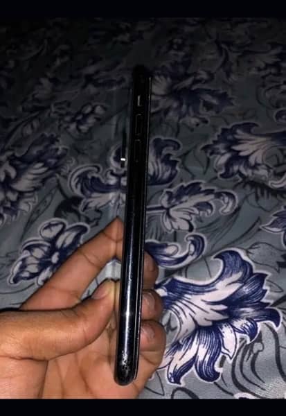 IPHONE X 64Gb NonPta 4