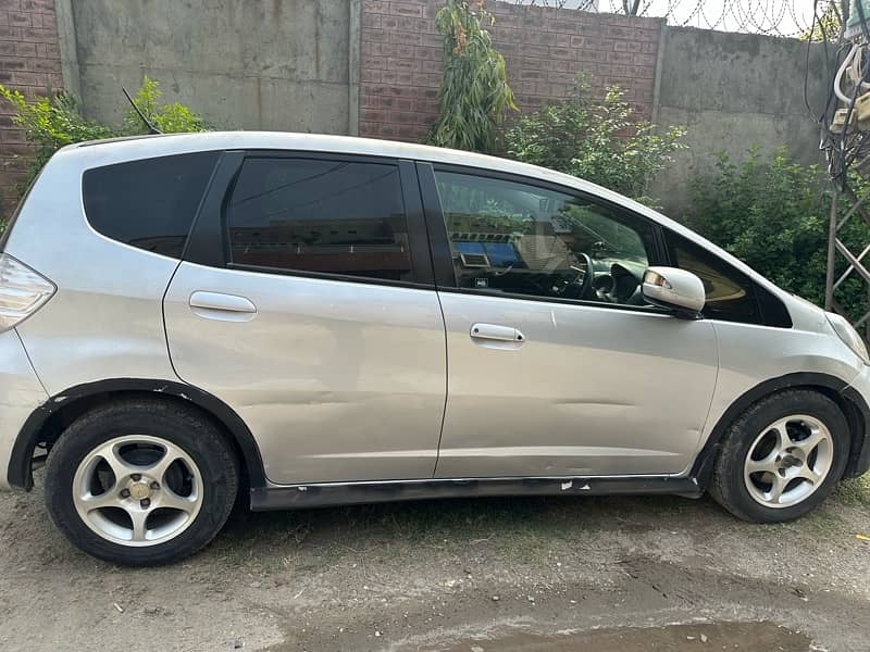 Honda Fit 2011 3