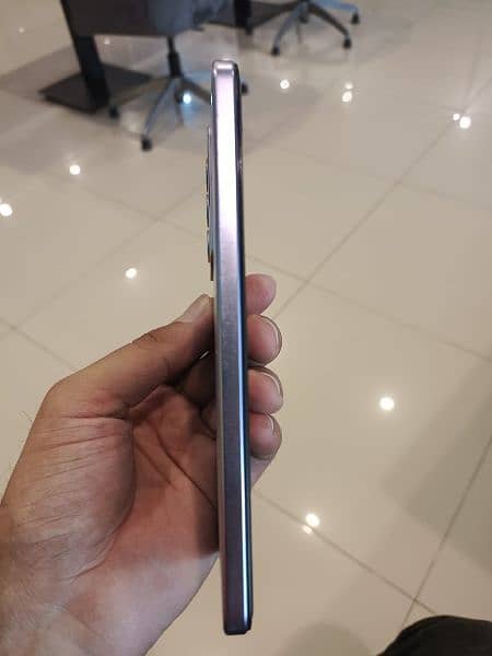 Vivo V27e mobile for sale(8gb-256gb) 7