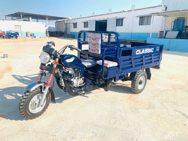 Classic 110cc Cargo rickshaw loader 8