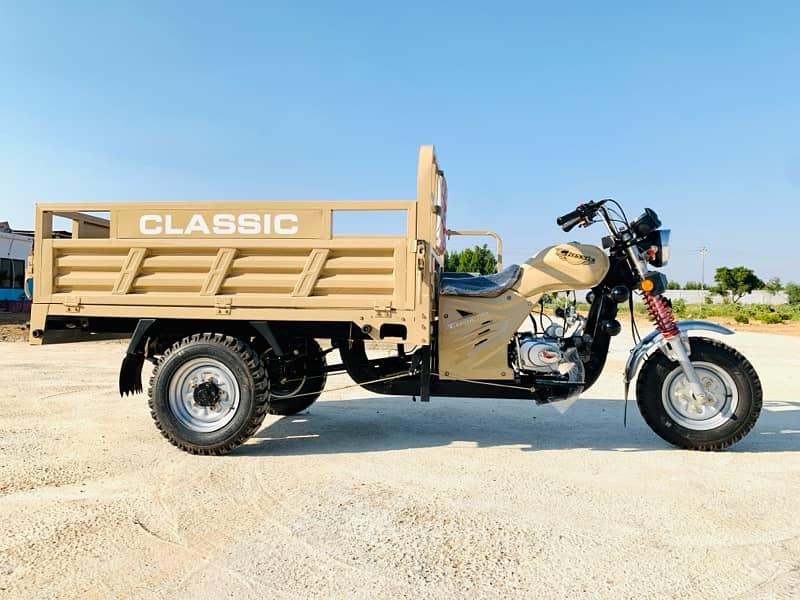 Classic 110cc Cargo rickshaw loader 1