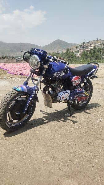 Deluxe model 6 sports bike 150cc Lahore number 10by10 condition 6