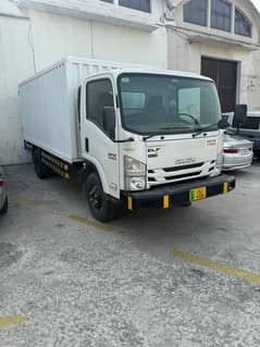 Isuzu NKR