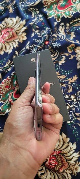 huawei mate 30 pro 8,256 2