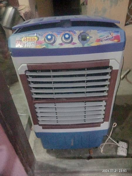 12 volt Ac Dc Room Cooler medium size 0