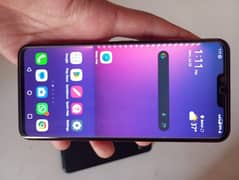 LG G8 Thinq 10/10 one hand use