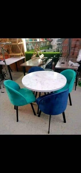 Dining table 4 seater 1