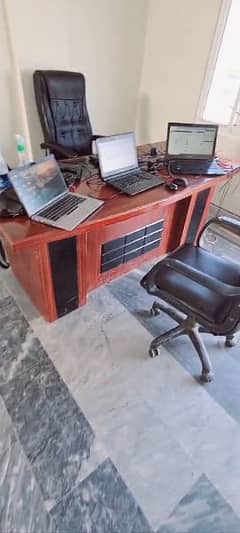 Executive office table for sale
