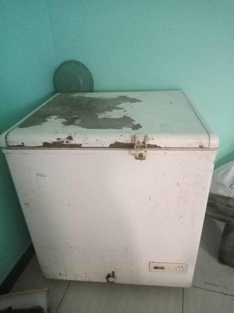 Single door Haier deep freezer for sell 0