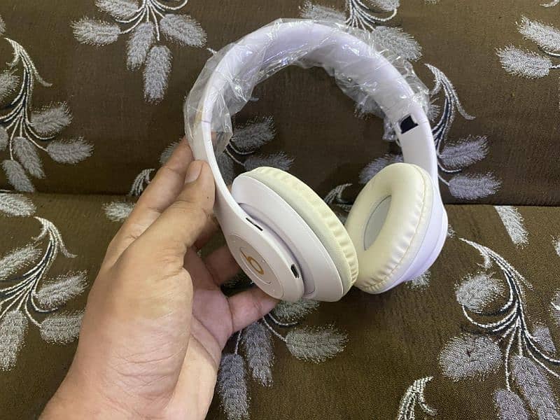 Beat Studio 3 Wireless 0