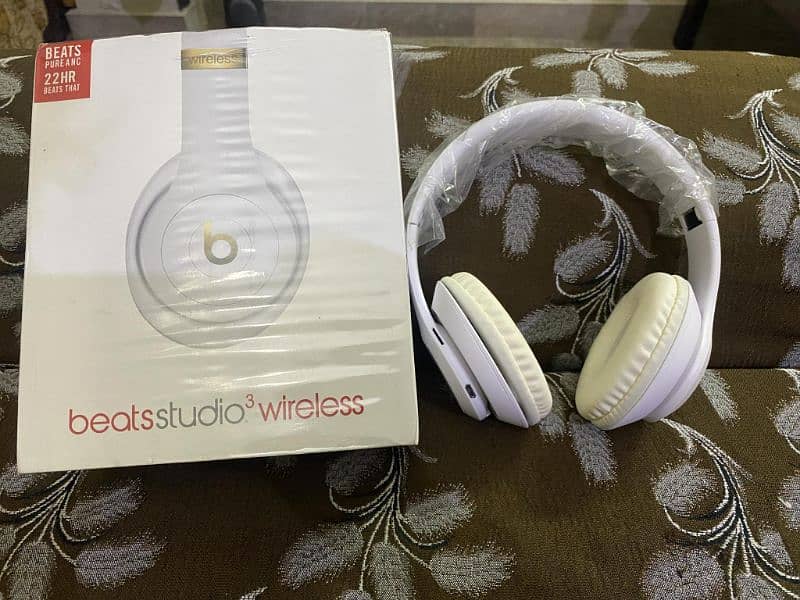 Beat Studio 3 Wireless 1