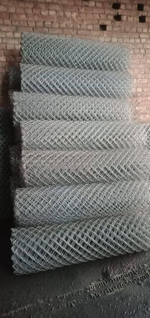 Chain Link Fence /Jali Razor wire / Barbed wire Security & Welded Mesh 19