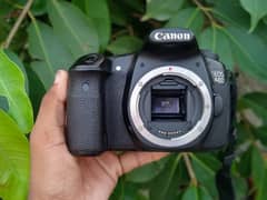 Canon 60D DSLR Camera With 18,135 lens and All accessories