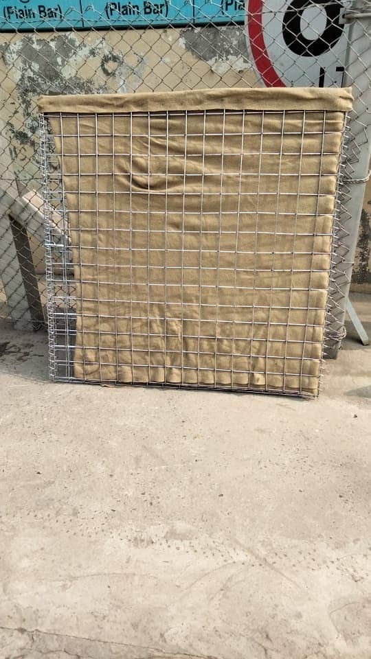 Chain Link Fence /Jali Razor wire / Barbed wire Security & Welded Mesh 3