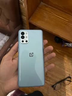 ONE PLUS 9R