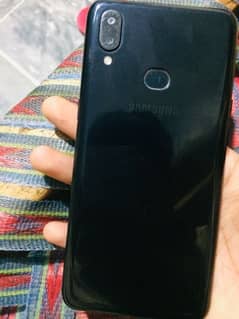 Samsung a10s 2gb ram 32gb last price 8500