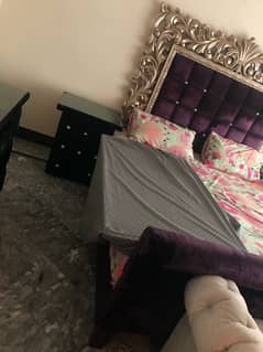 king bed/ Bed set / wooden bed set / side tables /