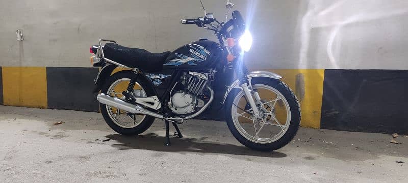 Suzuki GS 150SE 2022 Model Mint Condition 1