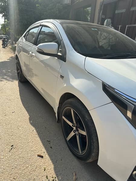 COROLLA ALTIS 1.6 AUTOMATIC TOTAL GENUINE 2017 MODEL WHITE 2ND OWNER 3