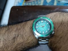 Submariner Style FoxBox Heavy Duty Green bezel watch with box n papers