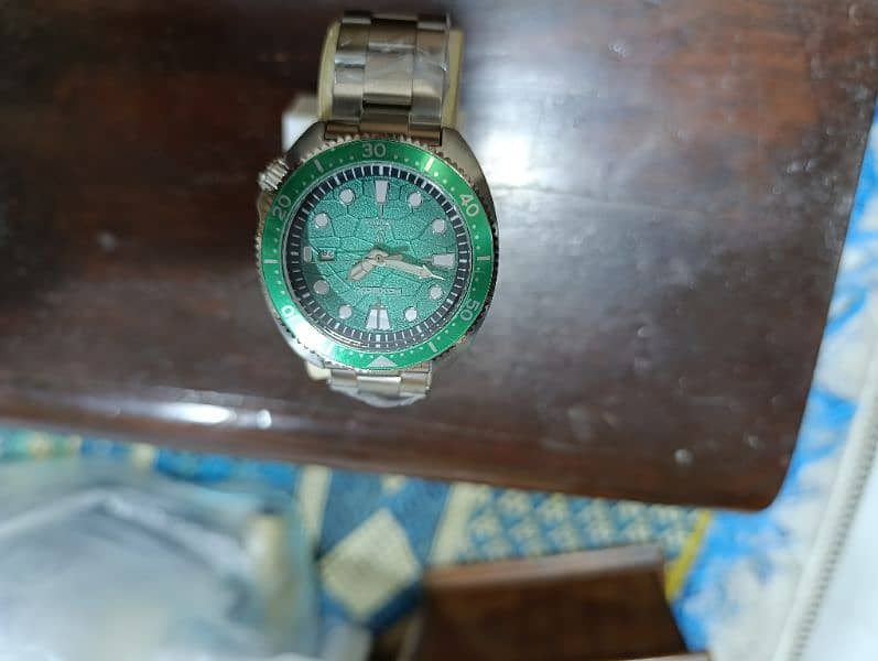 Submariner Style FoxBox Heavy Duty Green bezel watch with box n papers 6