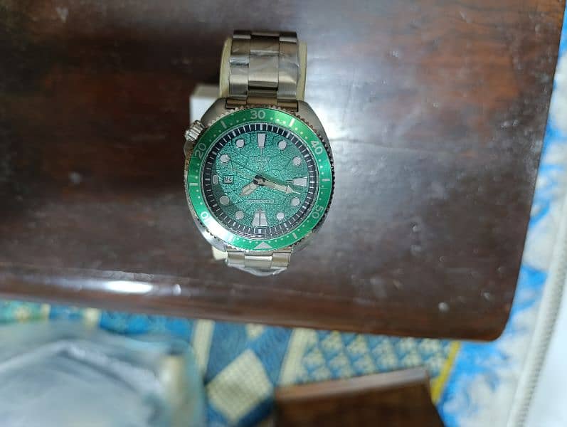 Submariner Style FoxBox Heavy Duty Green bezel watch with box n papers 8