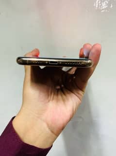 Iphone 11 pro max 256gb pta aproved