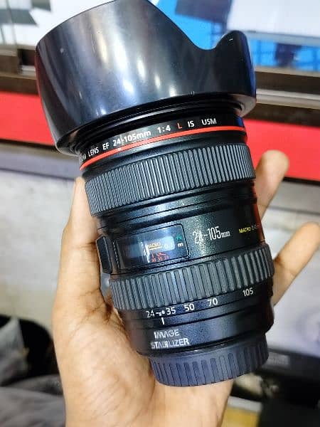 Canon 24-105mm F/4L | with original hood 7