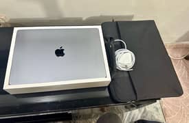 Apple Macbook Air 15” 2023 M2 8C/ 16gb ram/ 1TB HDD
