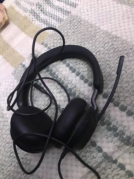 Jabra Headphones original & Good condition 10/10 0