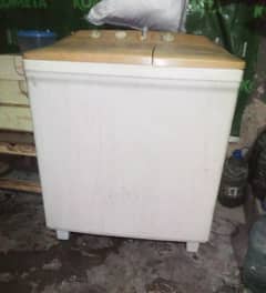 good condition Dawlance washing machine