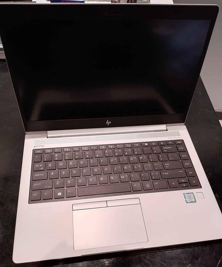 "HP EliteBook 840 G5: Where Performance Meets Elegance!" 1