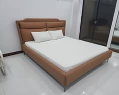 King size bed (Koncept Zubaidas)