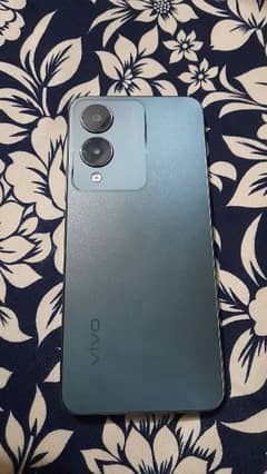 ( vivo y17s ).  10 by 10 condition complete works 6 month warranty