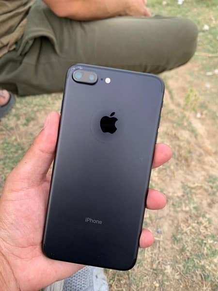 i phone 7 plus 128gb pta approved 2