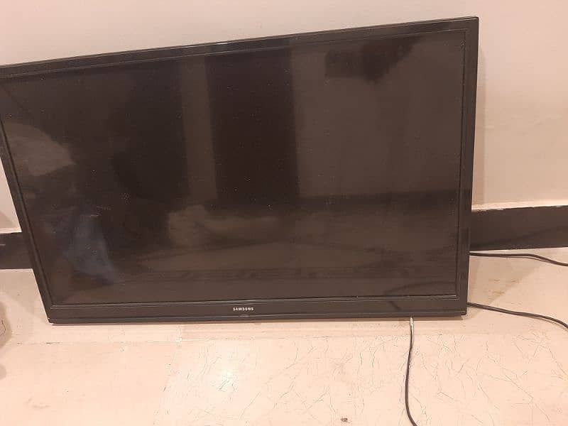 samsung led TV full HD display 0