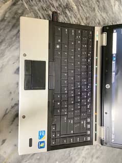 HP ELITE BOOK 8440