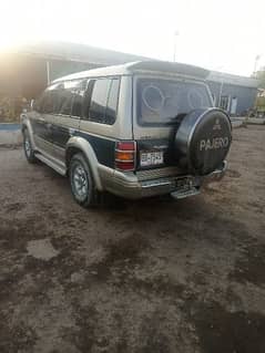 Mitsubishi Pajero 1996