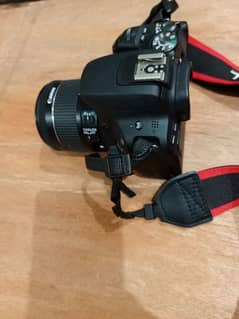 DSLR Canon 200D For Sale