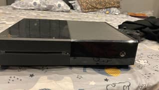 xbox one 2tb 29 games installed 2 wireless controller s