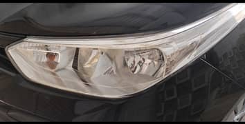 Toyota Yaris Front Headlight