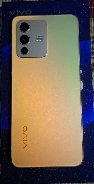 VIVO V23 5G 1