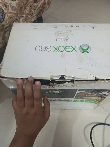 10/10 condition Xbox 360 console . 03309477872 whatsapp 2