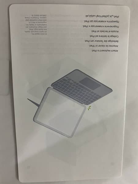 iPad MAGIC KEYBOARD FOLIO 1