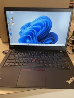 Lenovo ThinkPad T495 

AMD Ryzen 5 Pro  ( 3500U )  2.10Ghz
