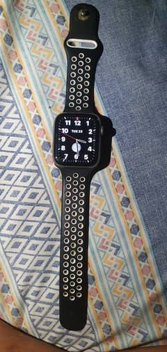 Salam apple watch series 5 sale