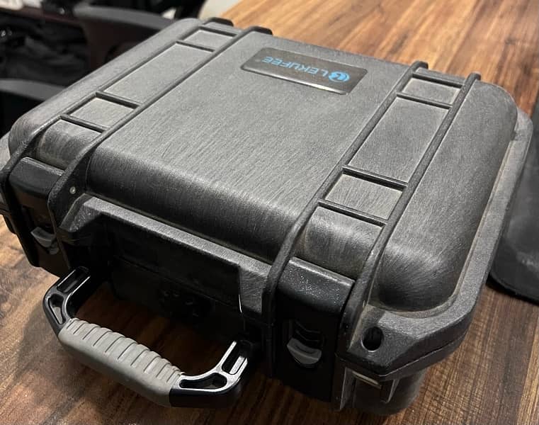 Dji mini 3 Pro with RC Remote, 3 Batteries and waterproof case. 2