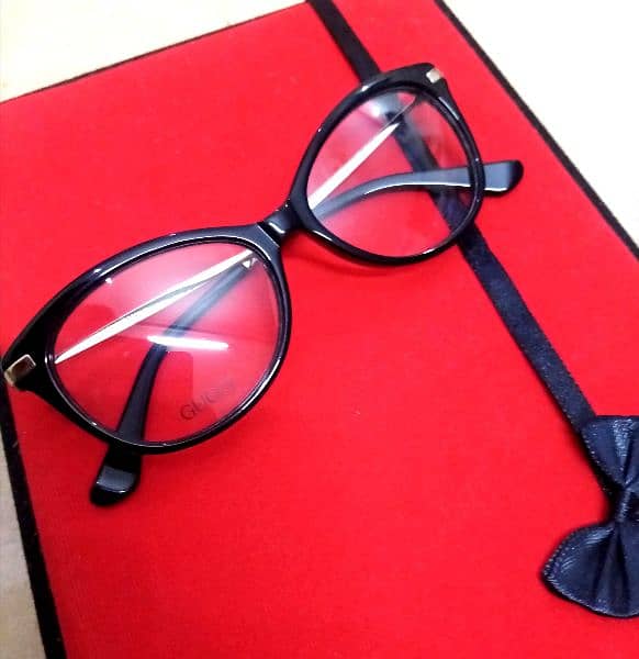 Fre 1 Frame on Purchasing of BOTH BRANDED SPECS, GLASSES, FRAME 4 SALE 10