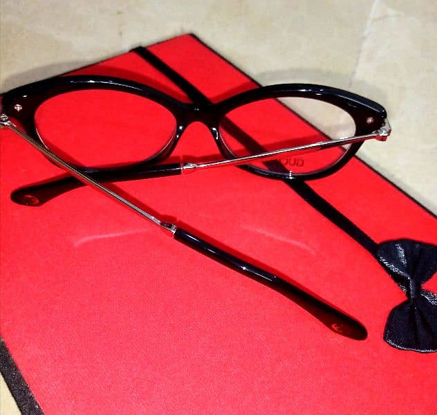 Fre 1 Frame on Purchasing of BOTH BRANDED SPECS, GLASSES, FRAME 4 SALE 16