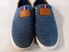 sneakers for boys and girls in excellent condition size 40 10 inches
